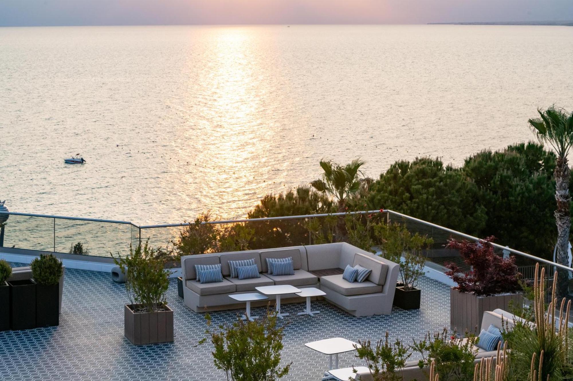 Pomegranate Wellness Spa Hotel Chalkidike Exteriör bild